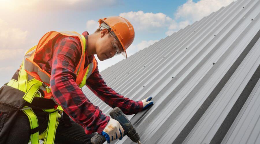 Professional residential roofers in Samson, AL